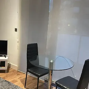  Apartment Cosy In East